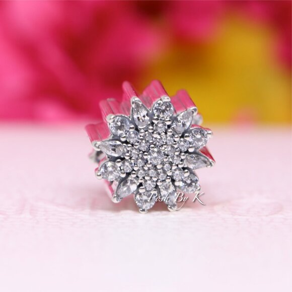 PANDORA Ice Crystal Charm 791764CZ - Picture 2 of 6